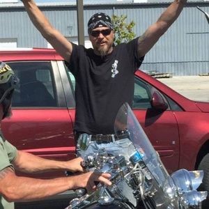 Meet your Posher, Efrem